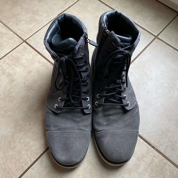 Teva High Top shoes Size 13